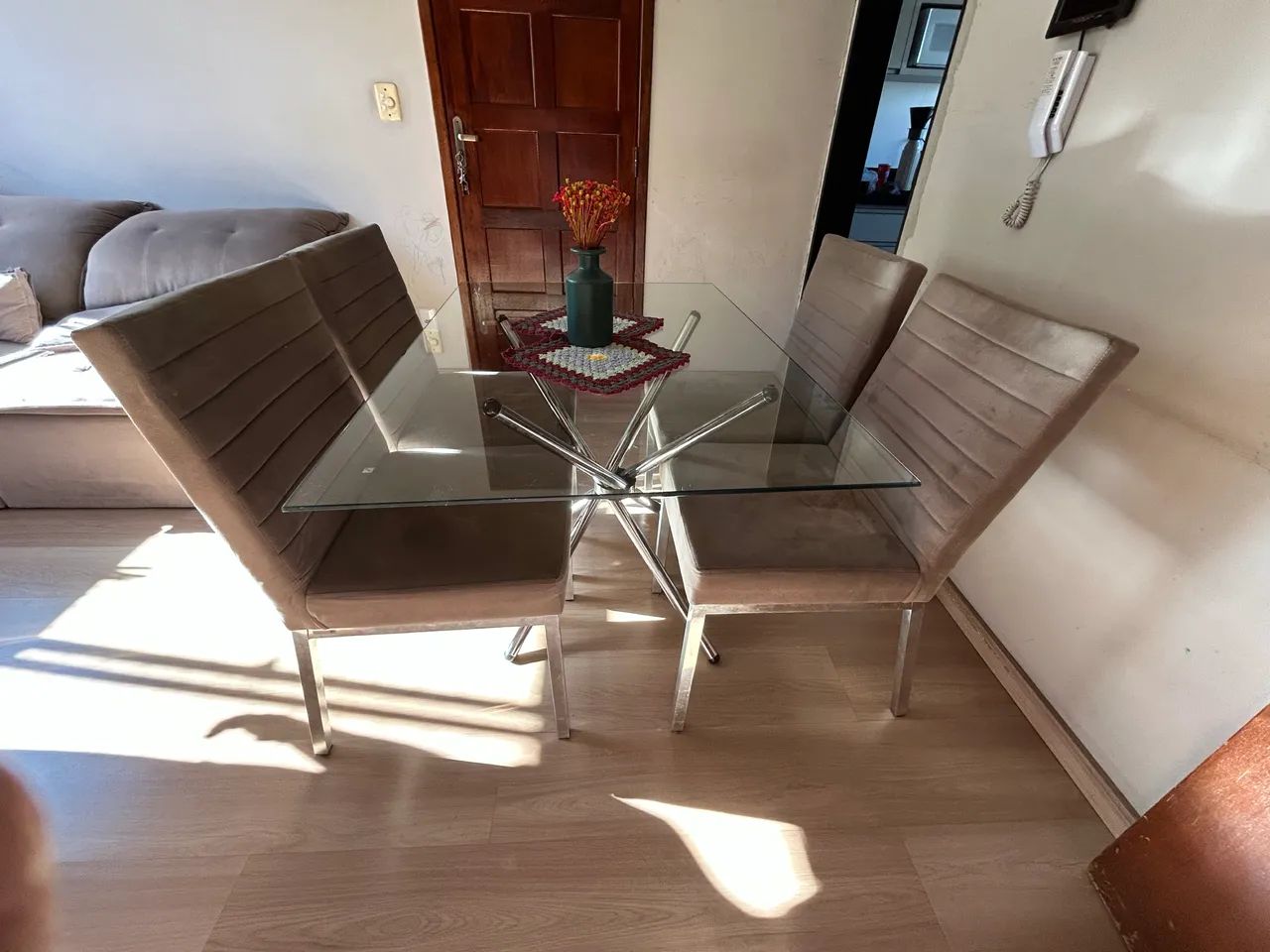 Mesa de jantar com 4 cadeiras - Foto 3