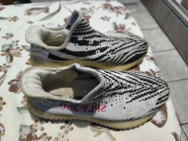 adidas Yeezy Boost 350 V2 Zebra - Foto 2