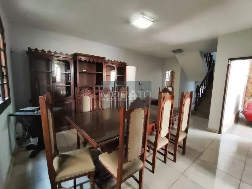 Casa com 5 quartos 2 suítes e 5 vagas de garagem no bairro Palmares. - Foto 3