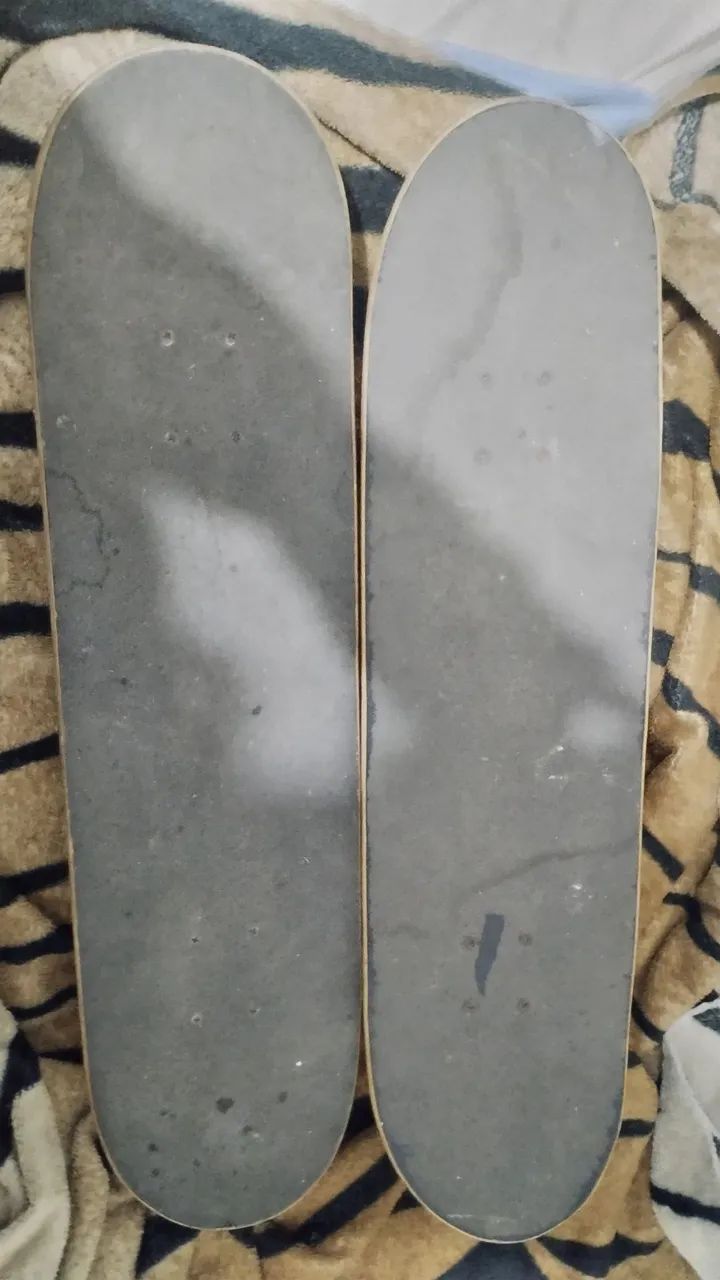 Vendo dois skates65163247427842121