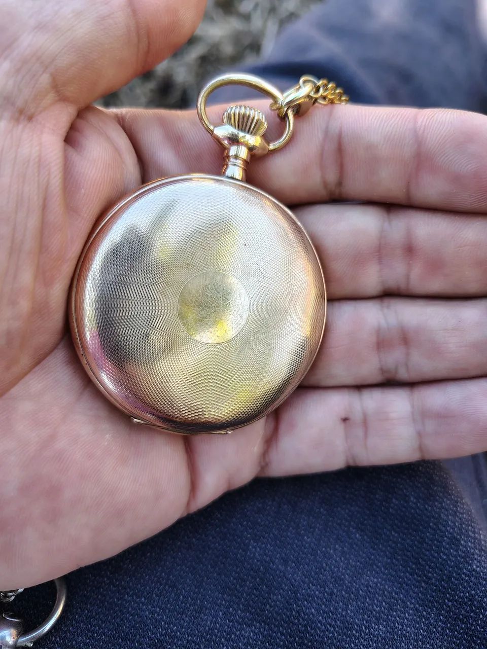 Relógio de bolso antigo foleado a ouro  - Foto 3
