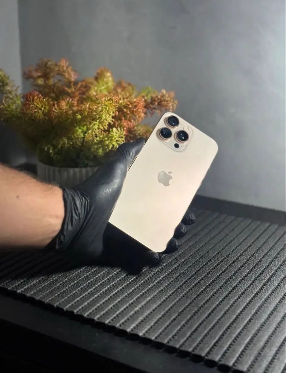 iPhone 16 pro Max extremamente novo - Foto 3