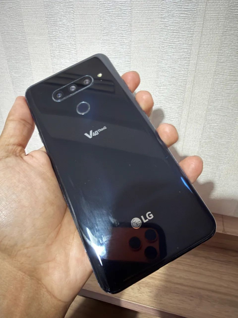 LG V40 - Foto 2