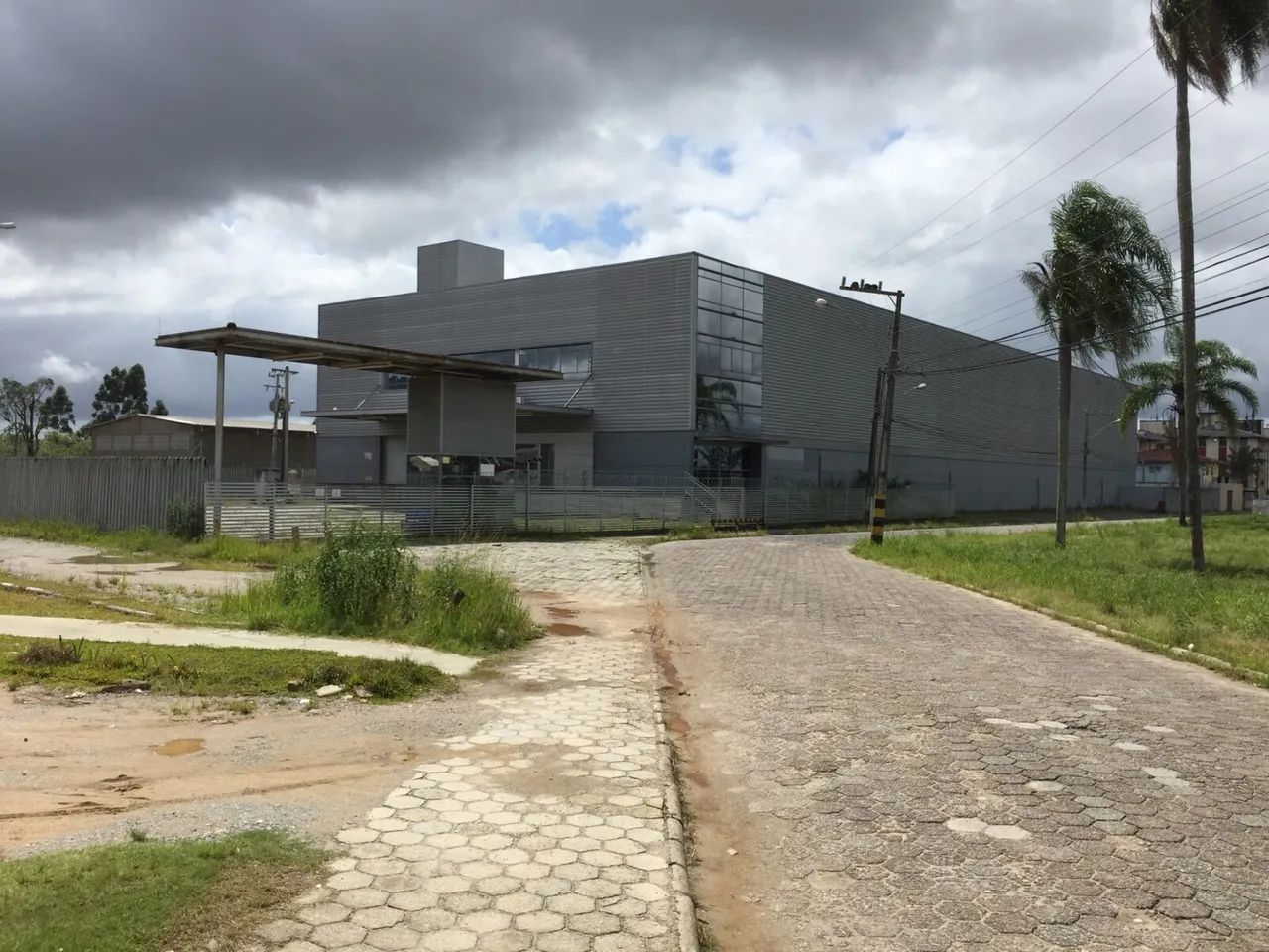 Galpão Industrial Premium para Locação em Palhoça - SC