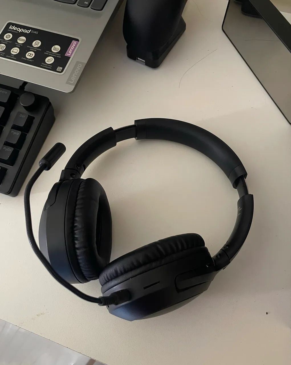 Fone bluetooth RGB com microfone - Foto 2