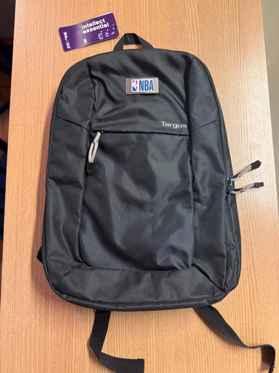 Mochila Targus Intellect Essentials 16L Nova com Etiqueta