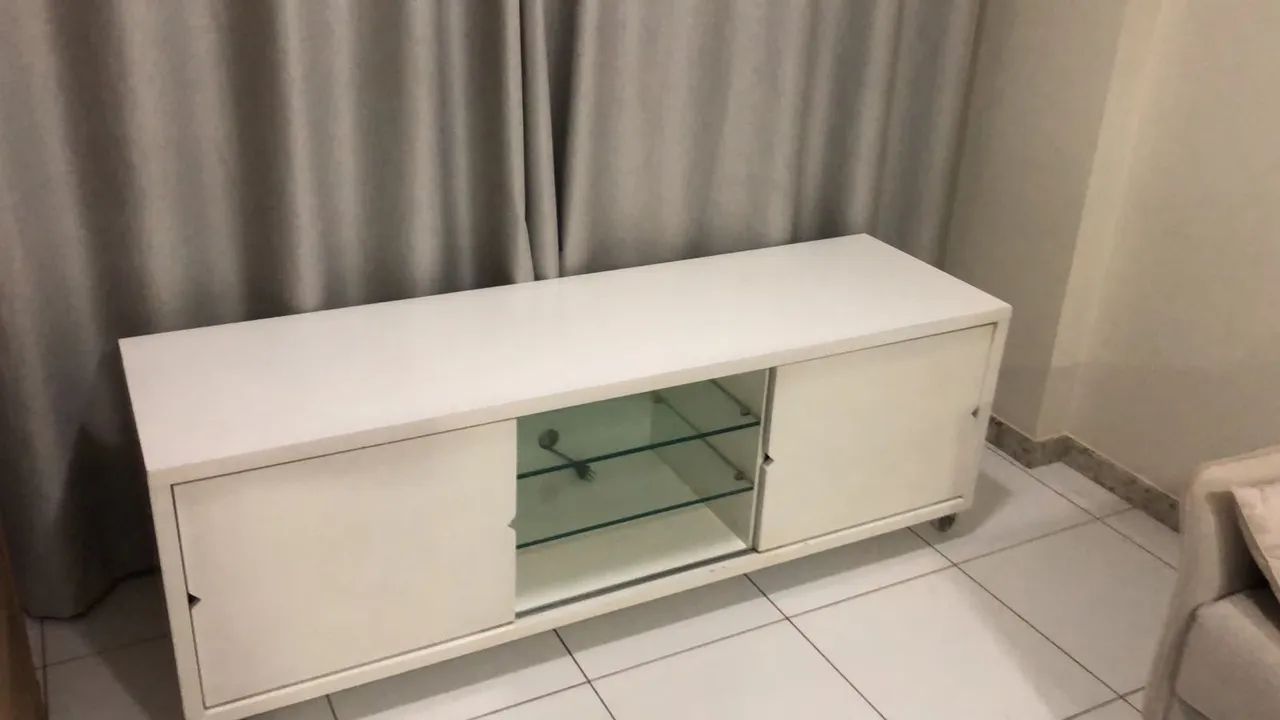 Vendo rack branco da loja Nobel - excelente qualidade 