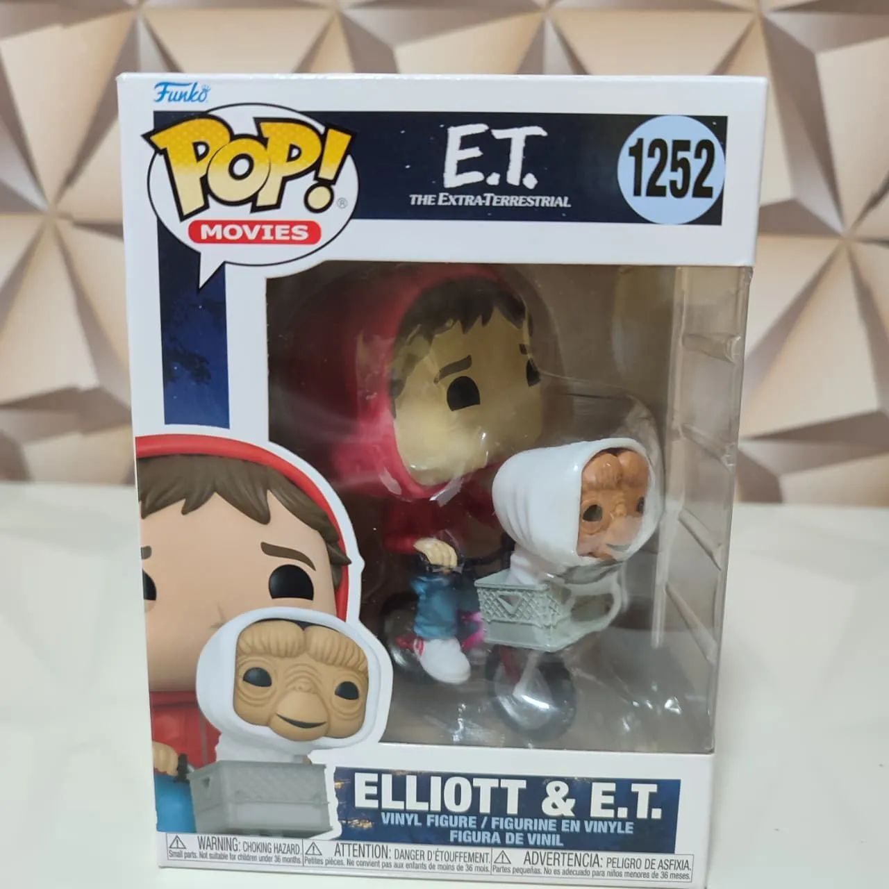Funko Pop! Elliot And ET. #1252 - Foto 5