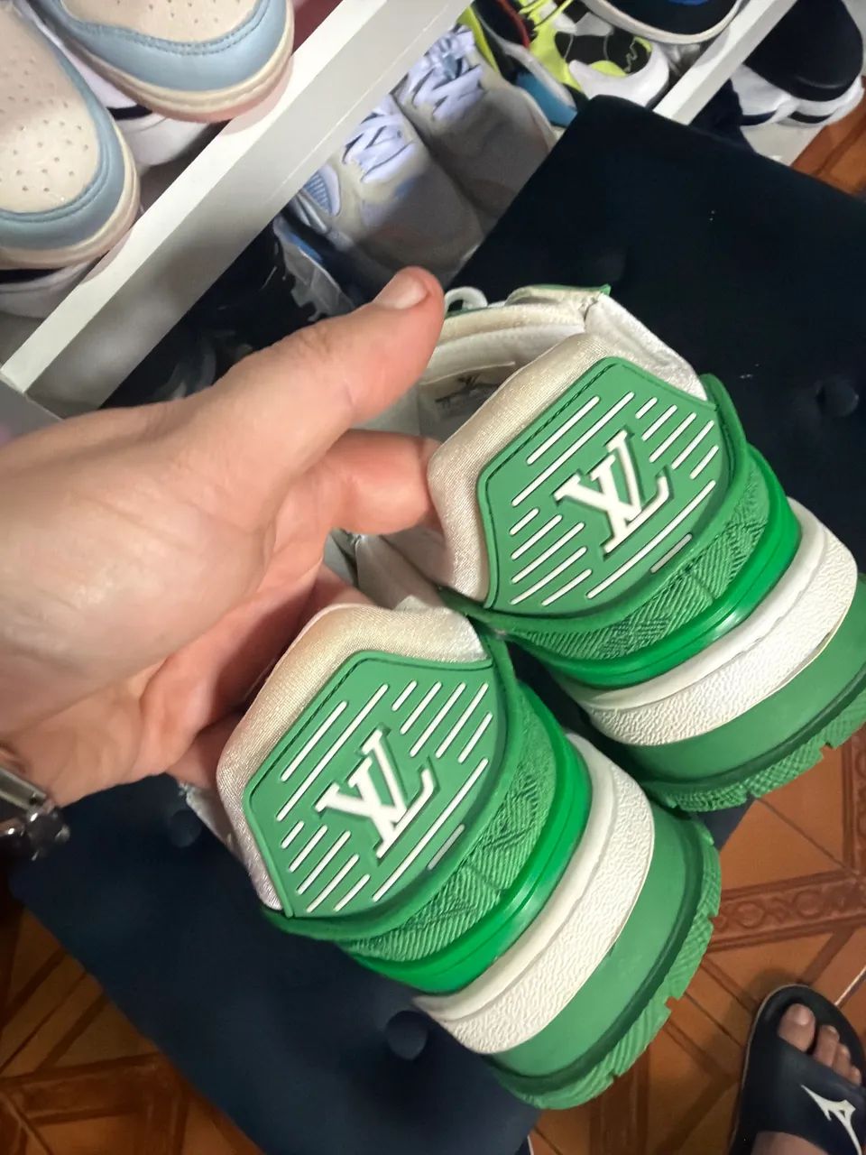 Tênis Louis vuitton TAM 39 Br importado  - Foto 3
