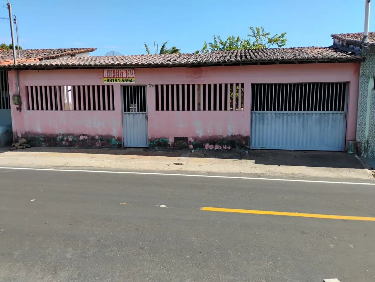 Vende-se casa com terreno 