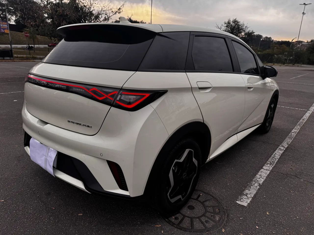 BYD Dolphin EV (Elétrico) 2024