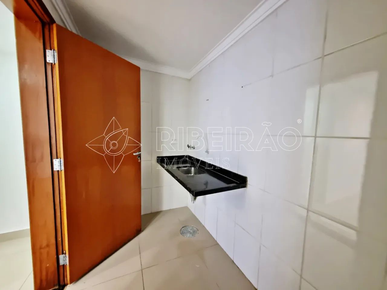 Loja no Centro para locação com Fachada em Vidro - Foto 3