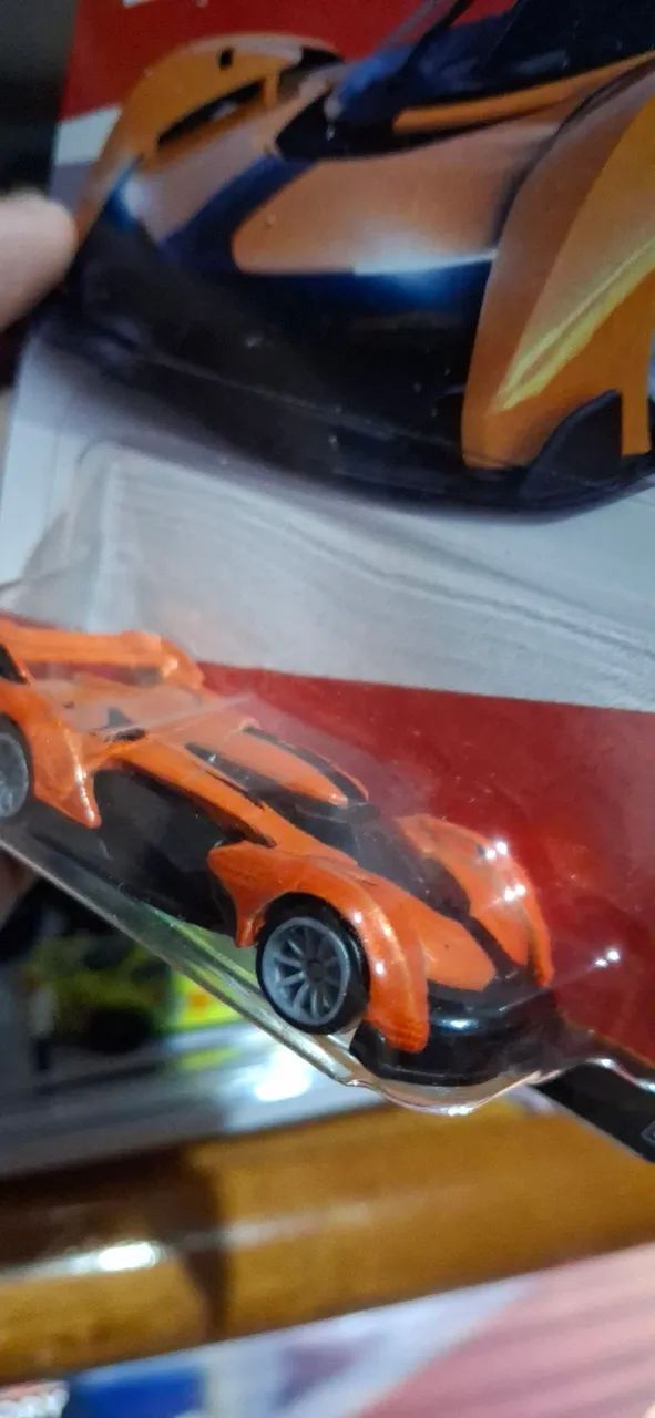 Hot Wheels - Premium - McLaren Solus GT - Foto 2
