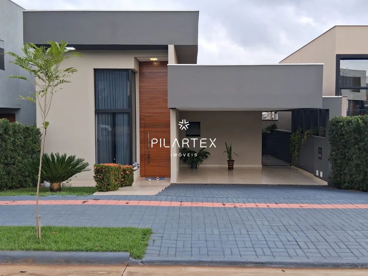 Casa 3 quartos - Parque Tauá