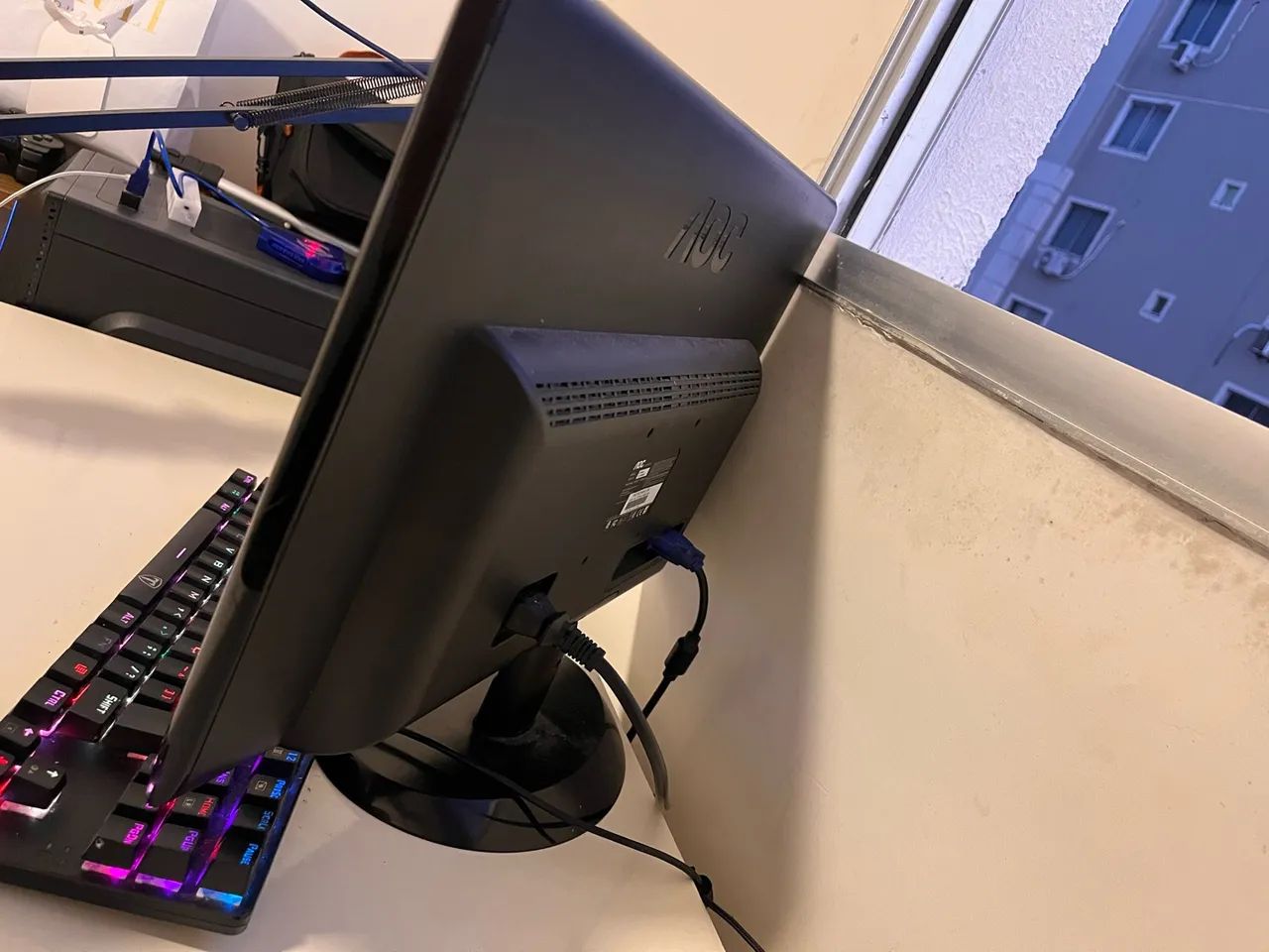 Monitor AOC 2050W de 20 polegadas