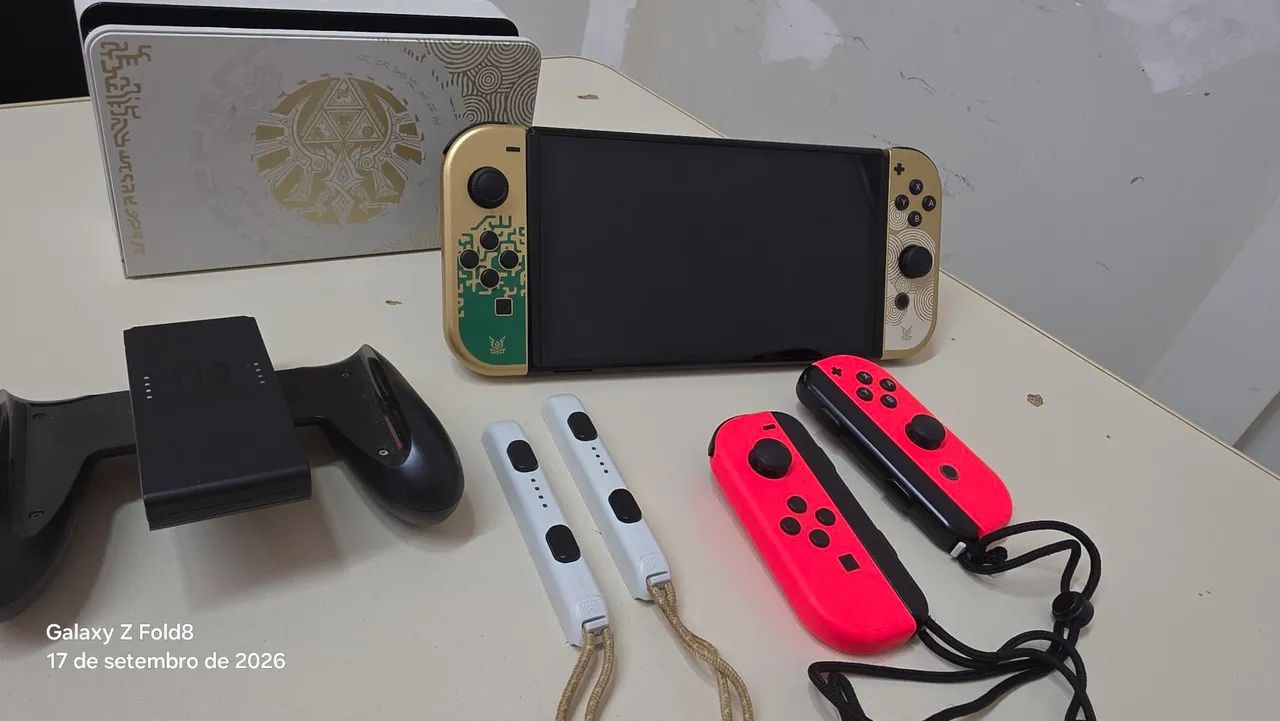 Nintendo Switch OLED Zelda