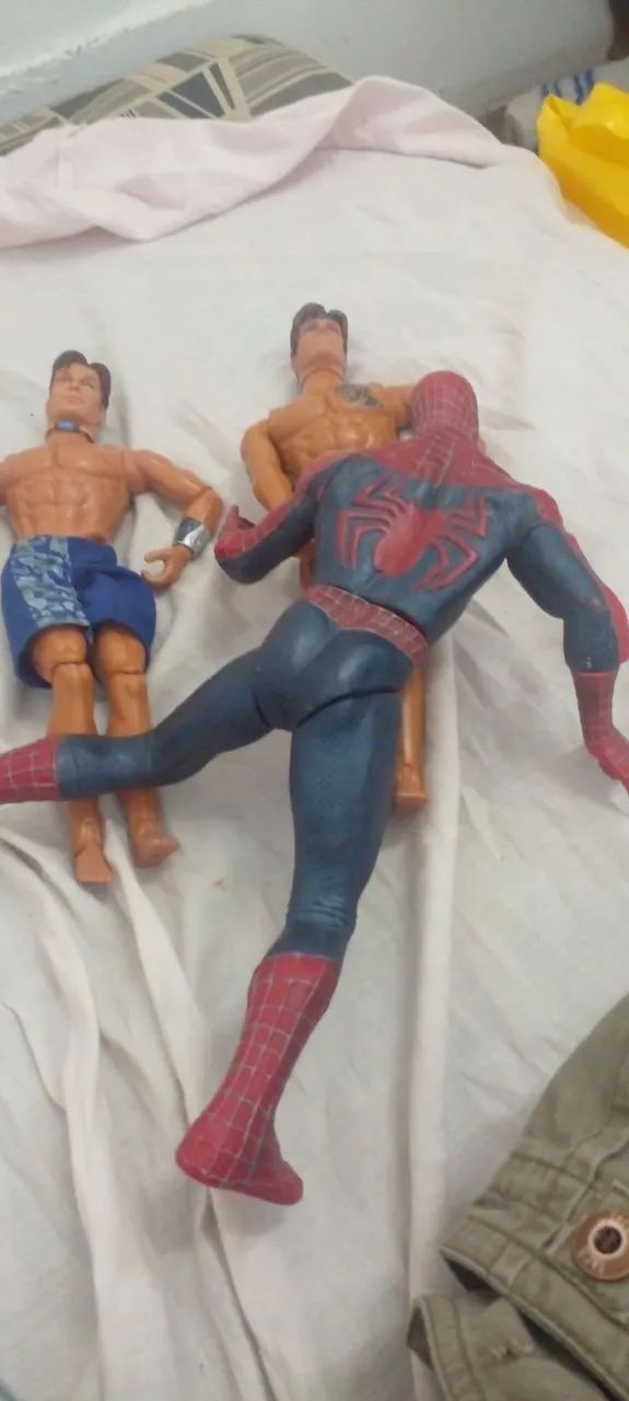 Homen aranha mais 2 he?ois - Foto 6