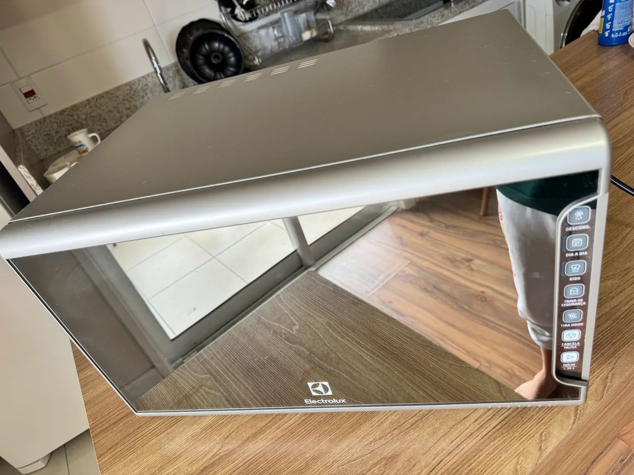 Vendo microondas eletrolux