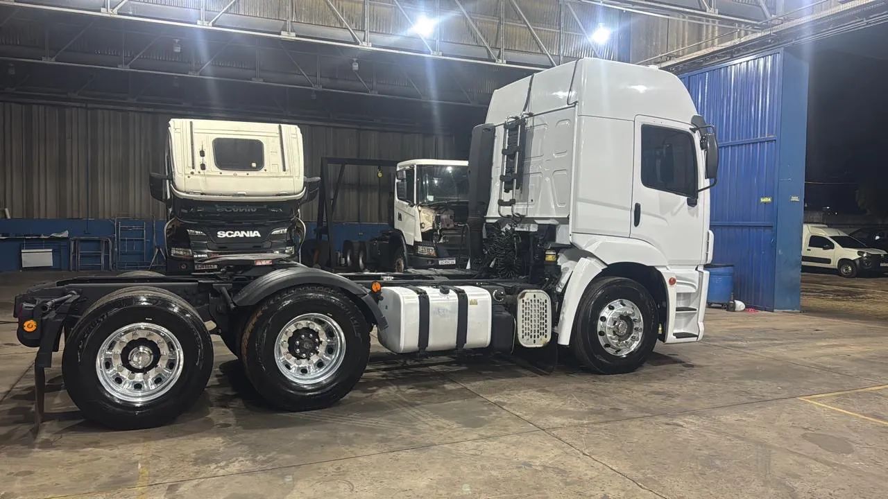 VW 25-390 6X2