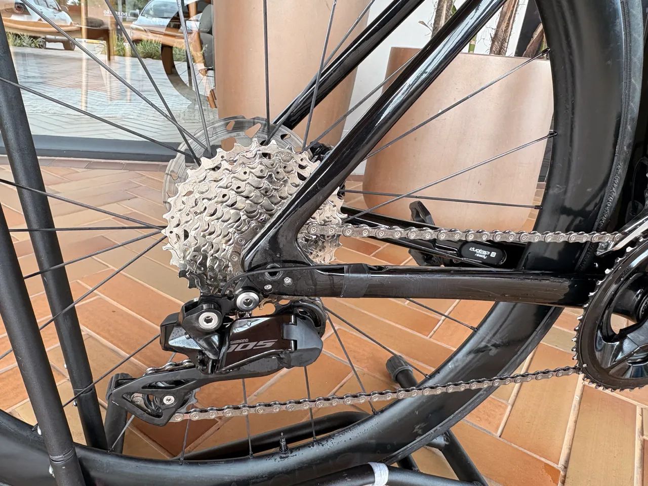 Bicicleta Trek Emonda Sl6 Roda de Carbono Grupo eletrônico DI2 - Foto 5