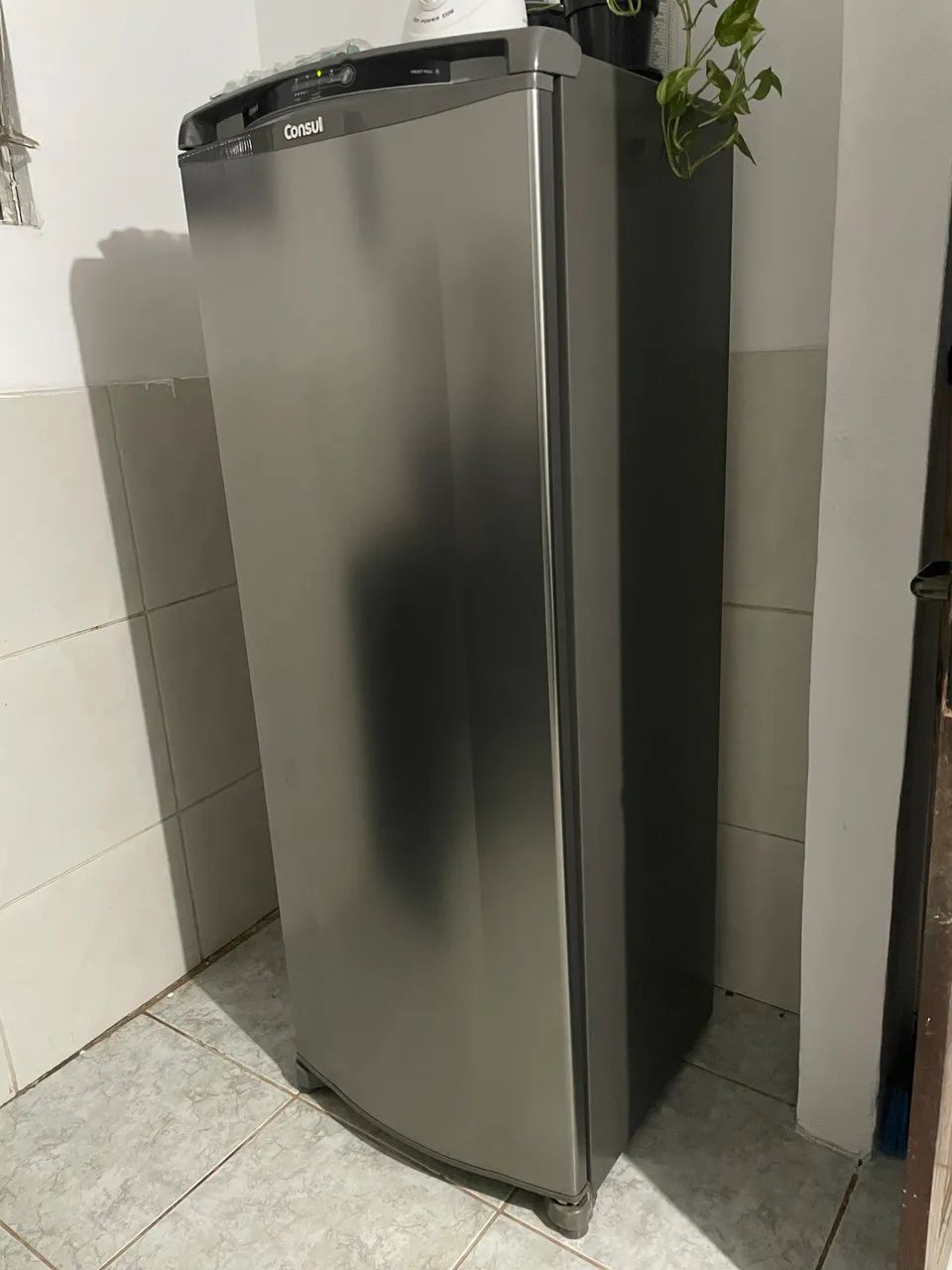 Geladeira cônsul 