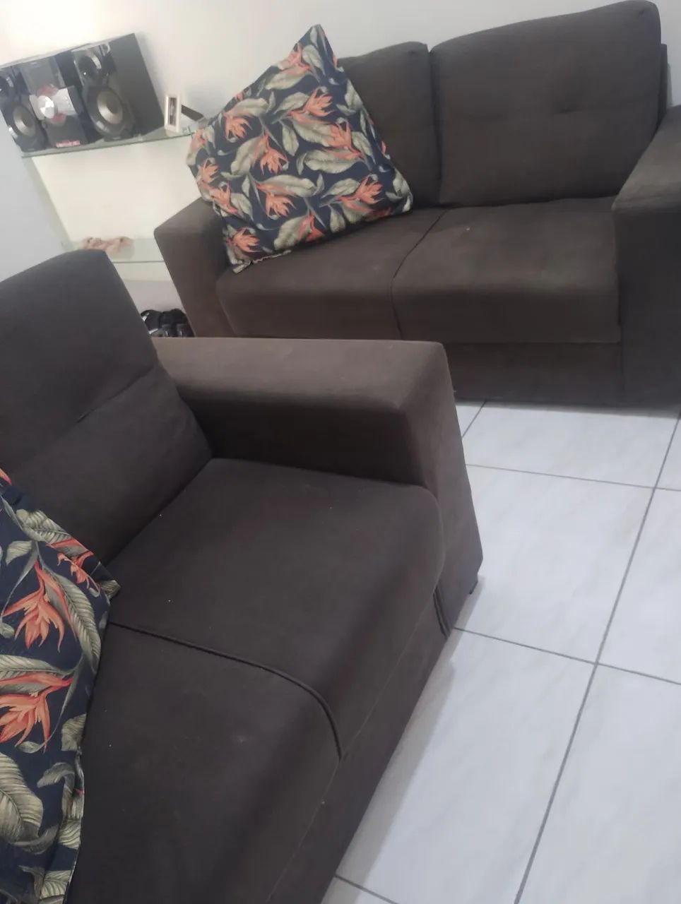 Vendo Conjunto de sofá em tecido, base fixa - Foto 2