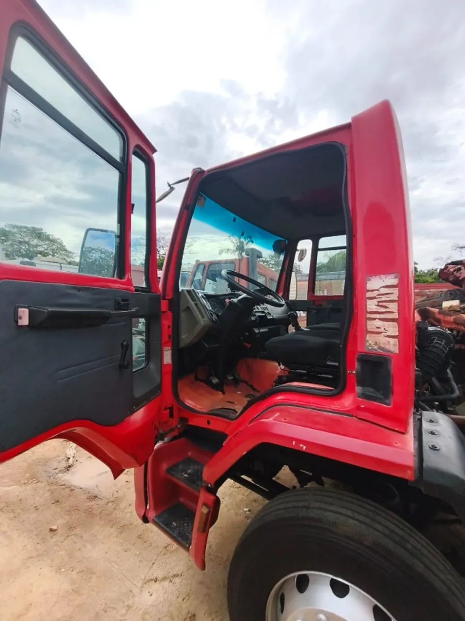Ford Cargo 1517 2006/2006 - Foto 4