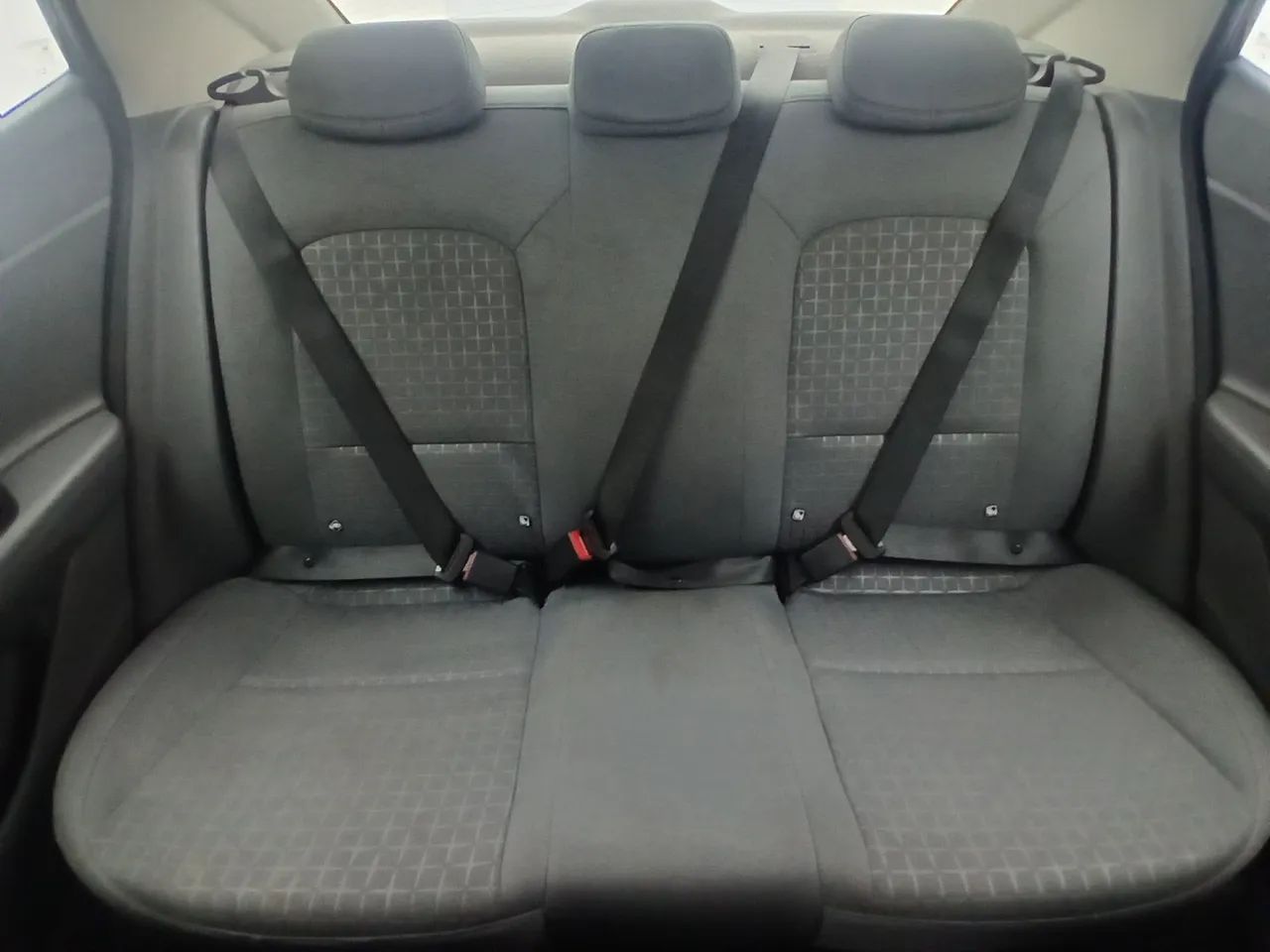 Hyundai HB20S Comfort 1.0 Flex 12V Mec., foto 18 de 18