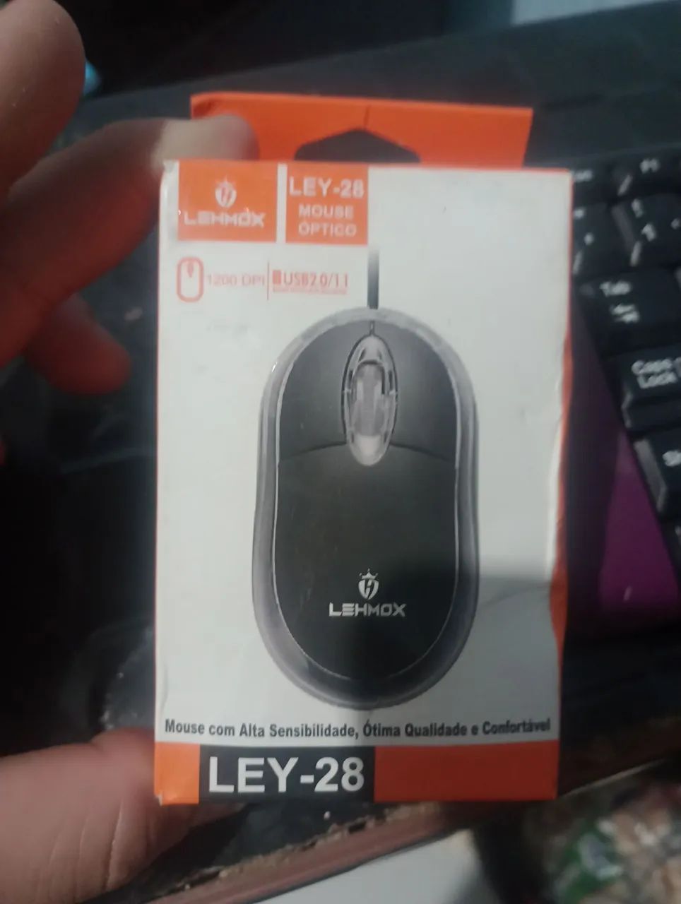 Mouse com fio seminovo conservado cuida 
