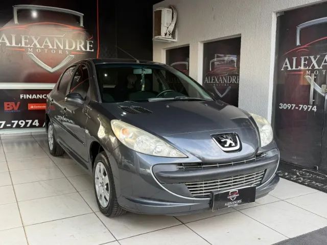 Peugeot 207 207 XR 1.4 FLEX 8V 5P 2011