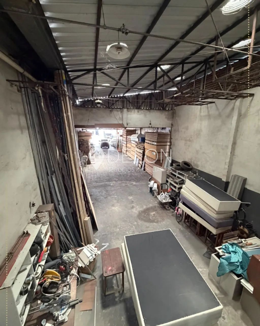 GALPÃO LOGÍSTICO À VENDA- 1233 m² - UNA - Foto 5