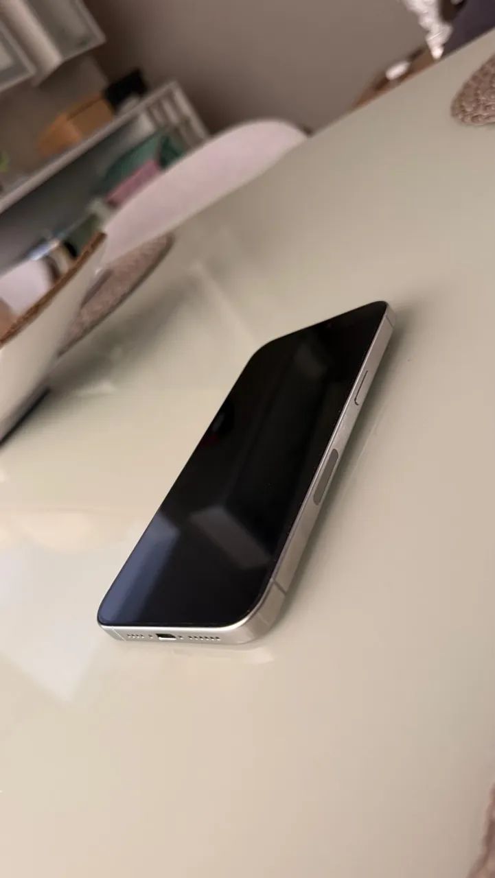 iPhone 15 Pro Max - Foto 5