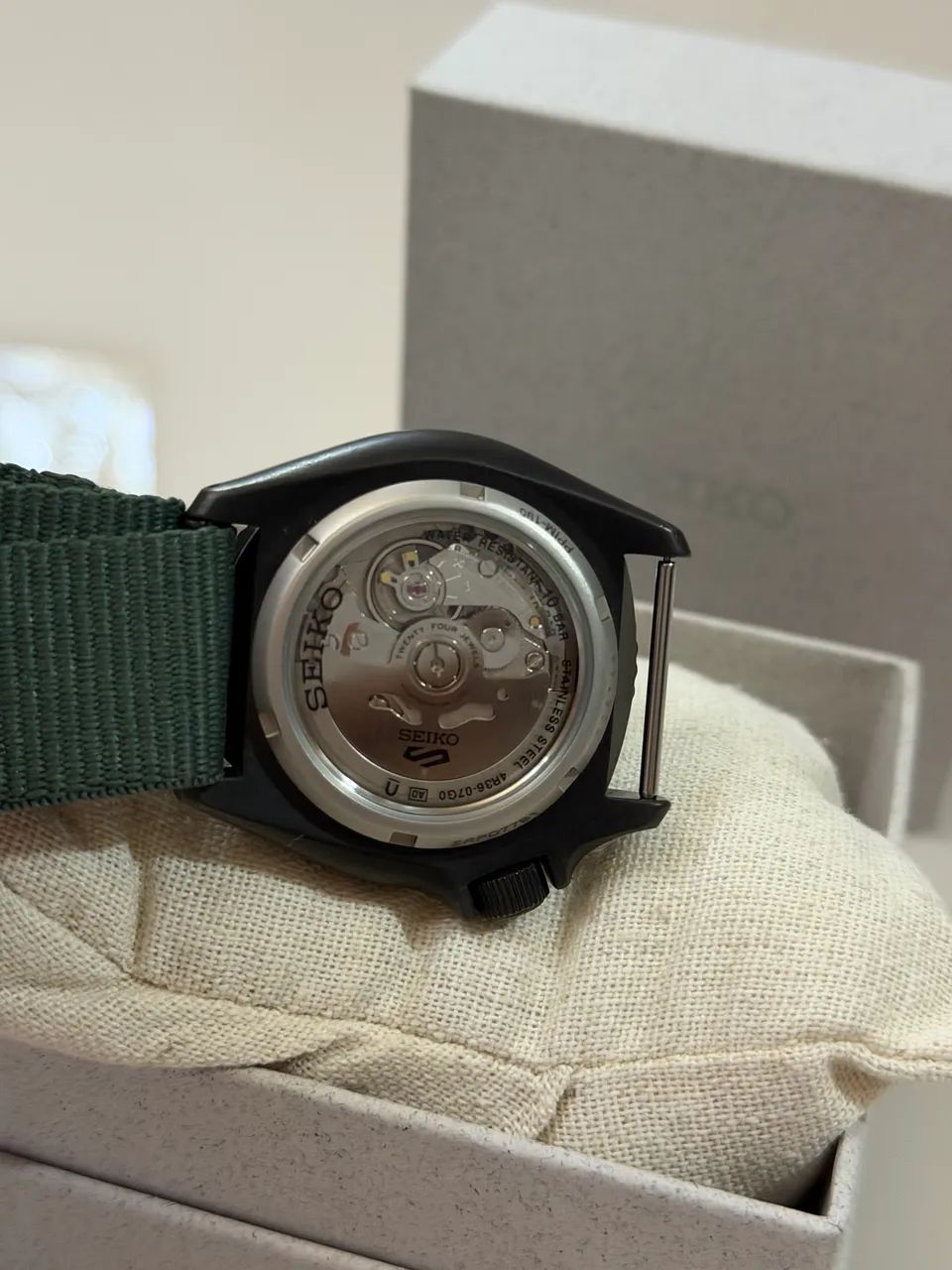Relógio Seiko 5 green hulk avocado  - Foto 2