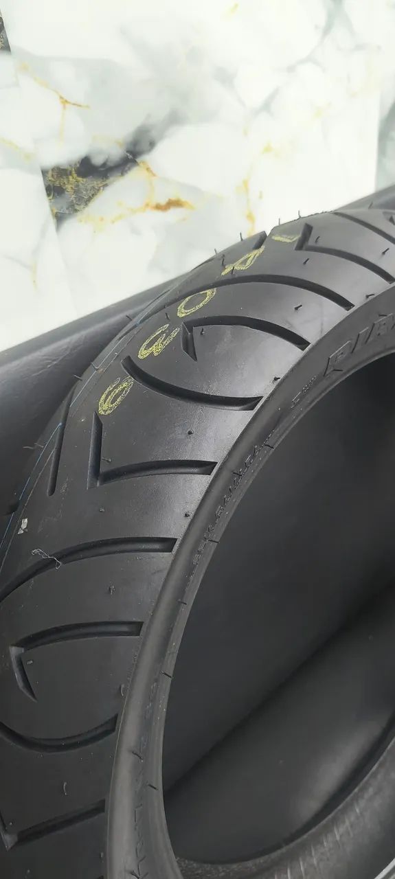 *Pneu Pirelli * - Foto 2