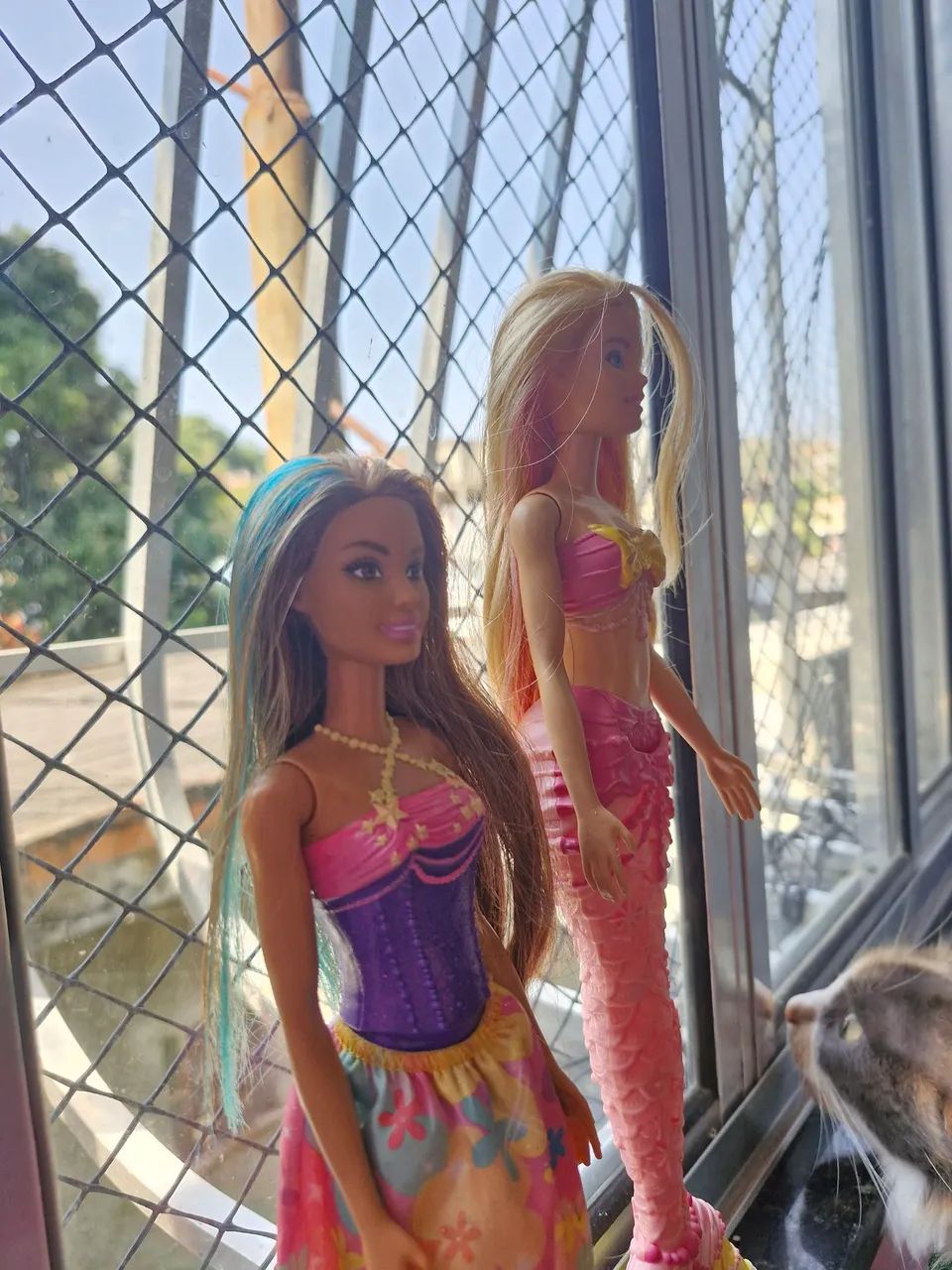 Lote de Barbie Sereia e Princesa - Foto 5