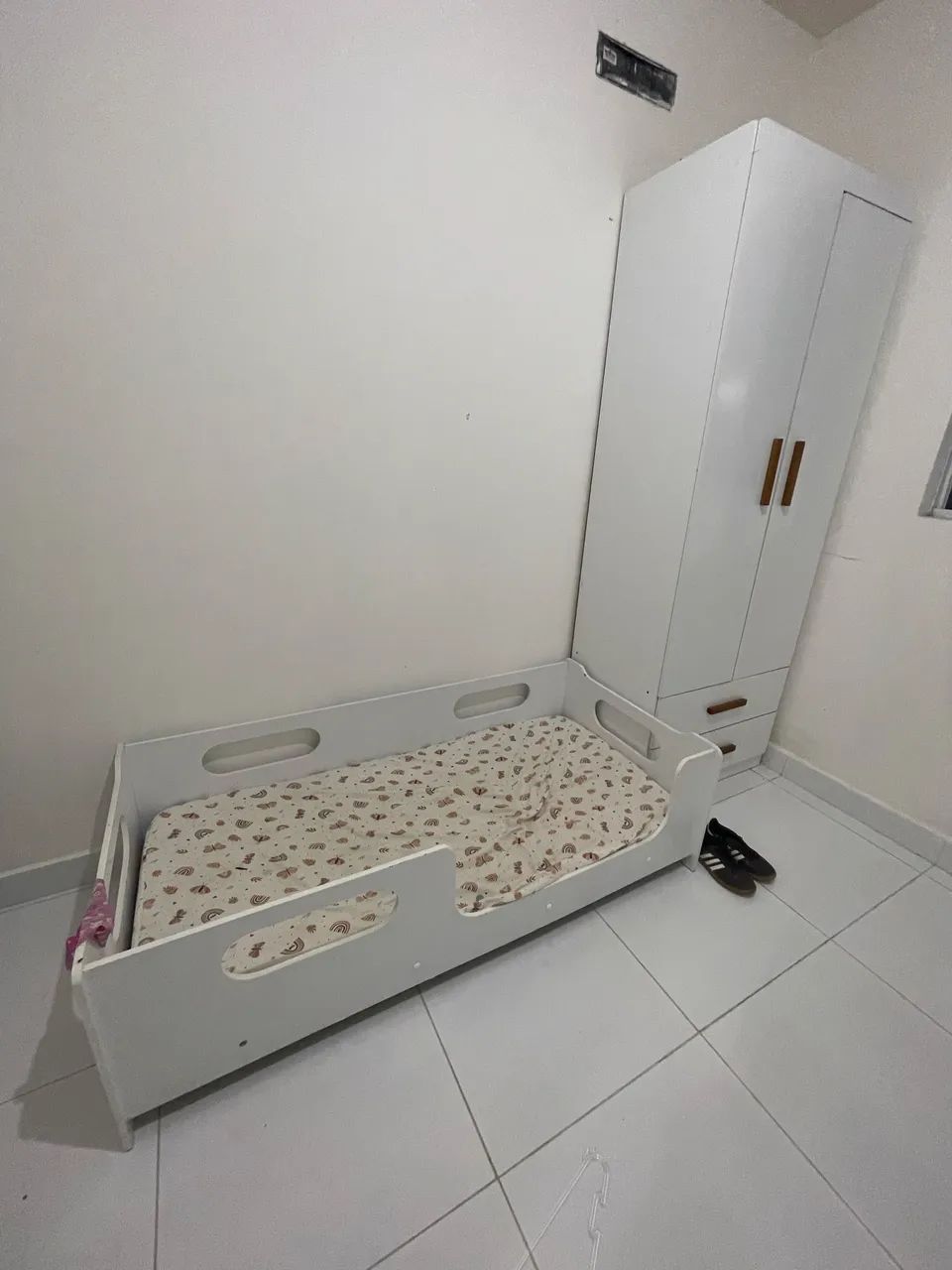 Kit infantil cama/guarda roupa 
