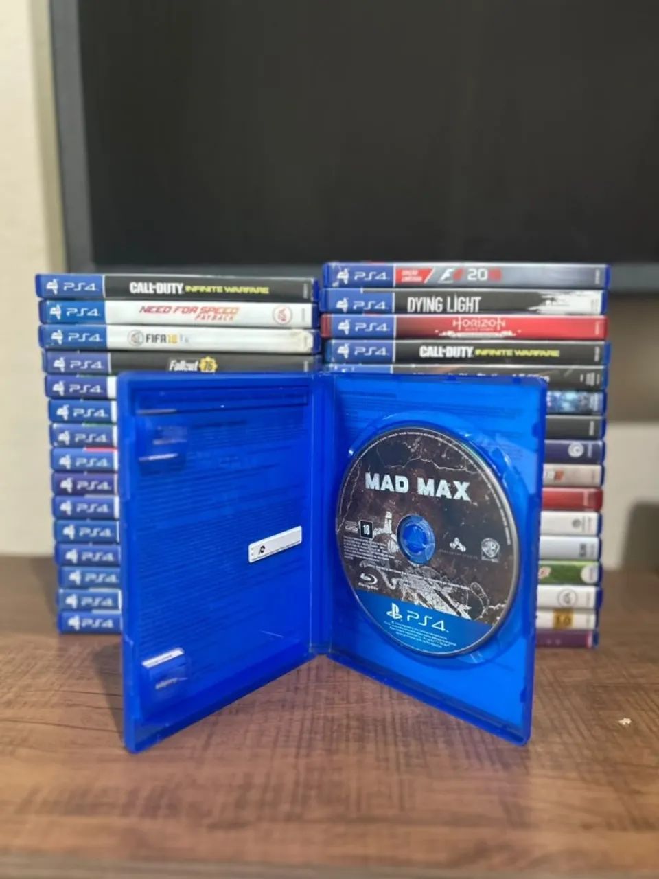 Mad Max PS4 - Olx Pay - Foto 2