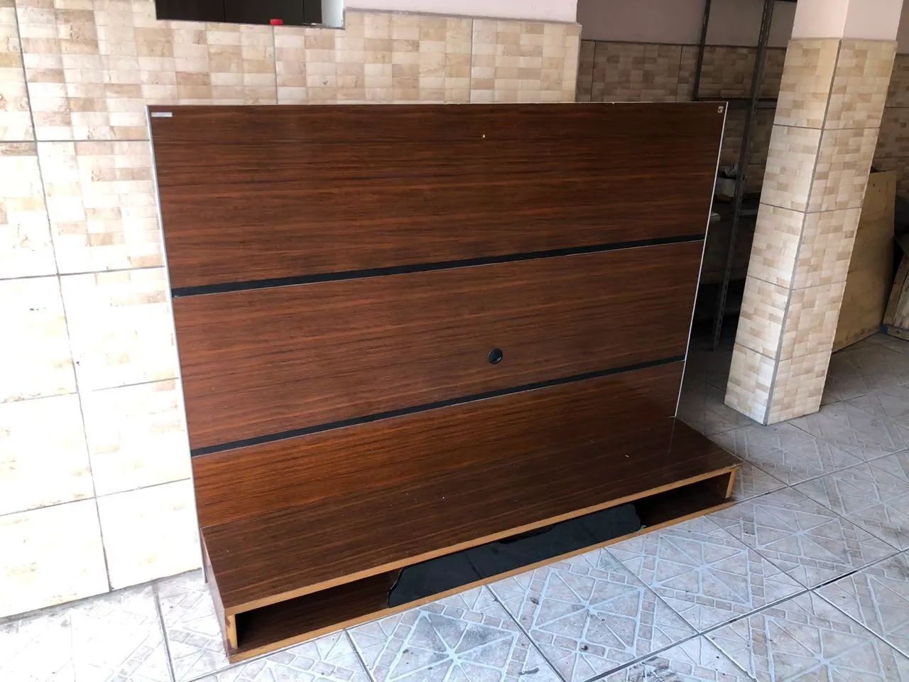 PAINEL DE TELEVISÃO 