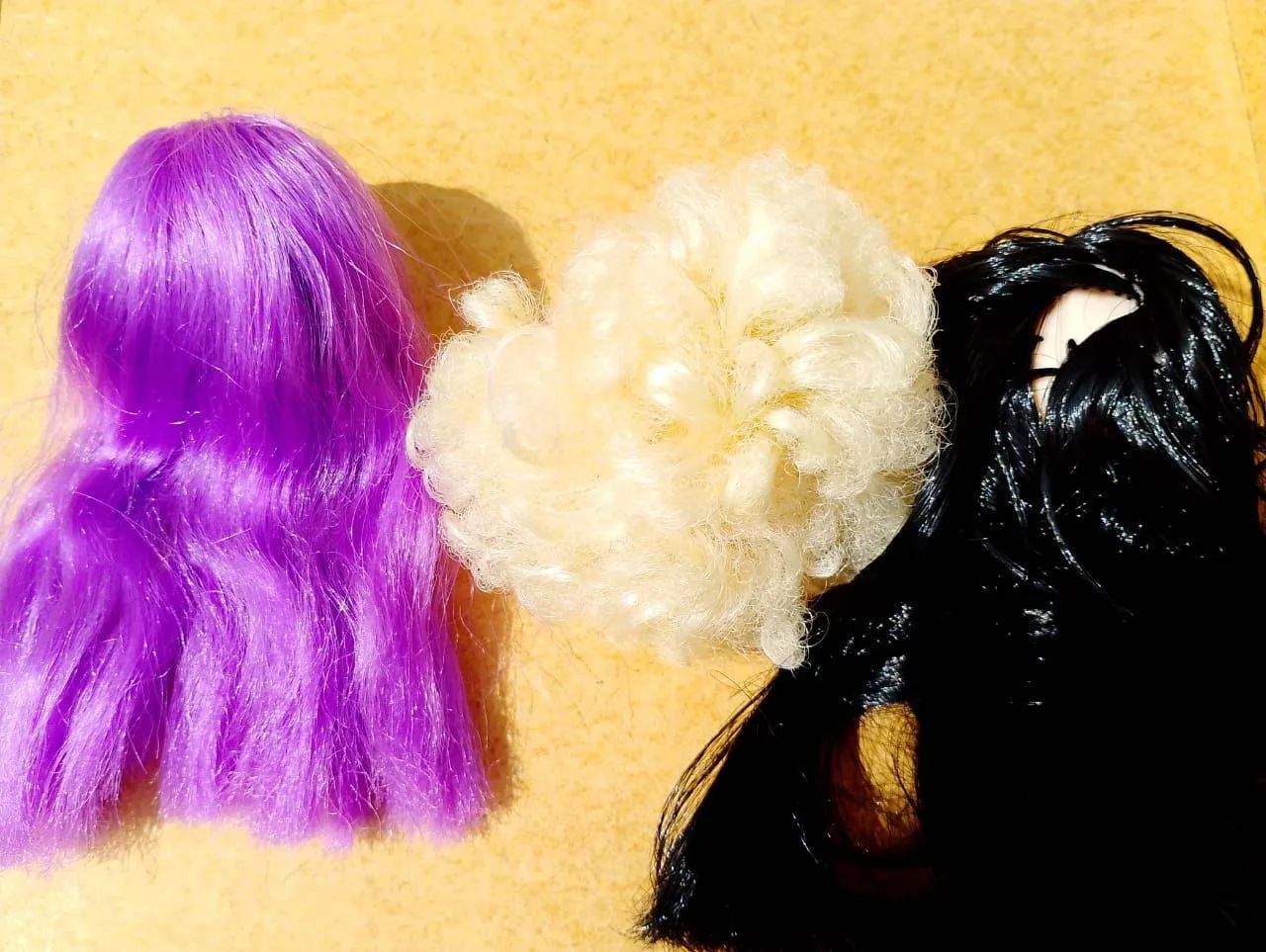 3 cabeças de boneca (Barbie, Stefi Love e genérica) - Foto 3