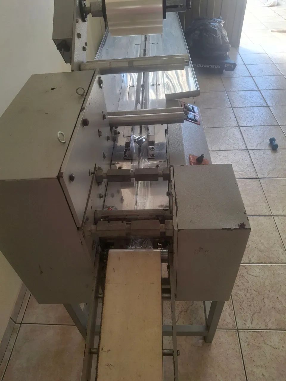 Embaladora automática Flow Pack Cassan  - Foto 3