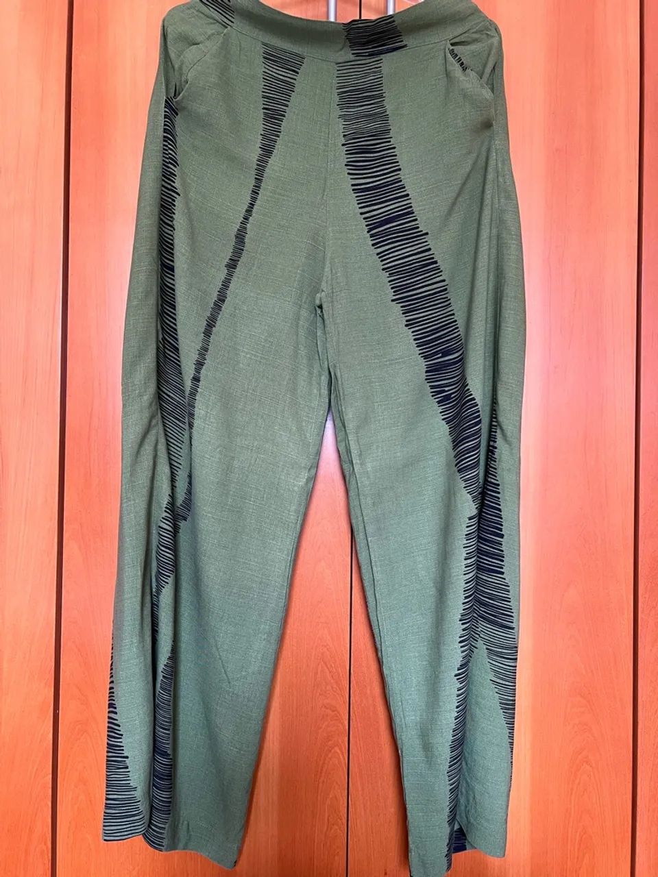 Calça pantalona verde - Foto 2