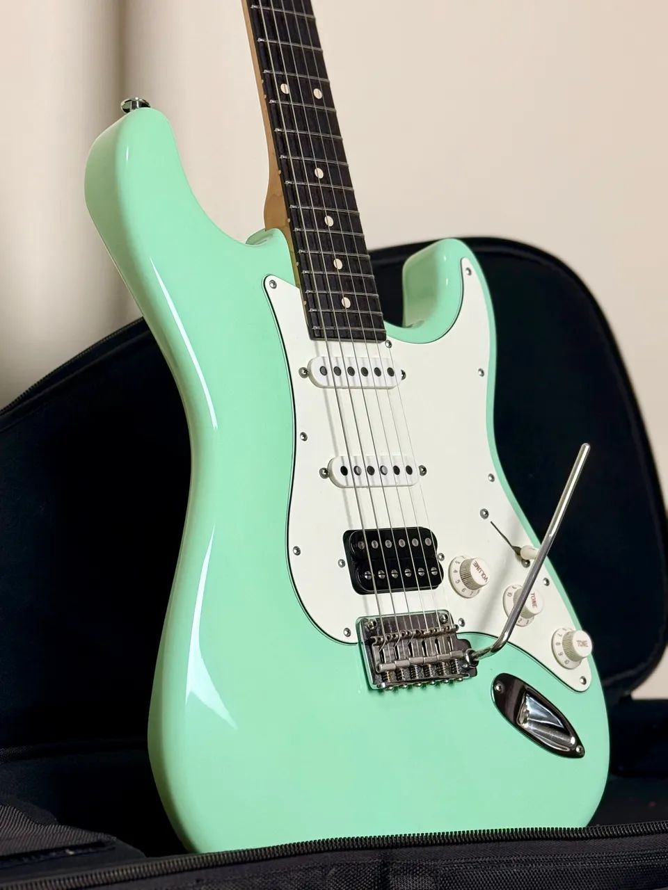Suhr Classic S Surf Green - Instrumentos musicais - Pindorama
