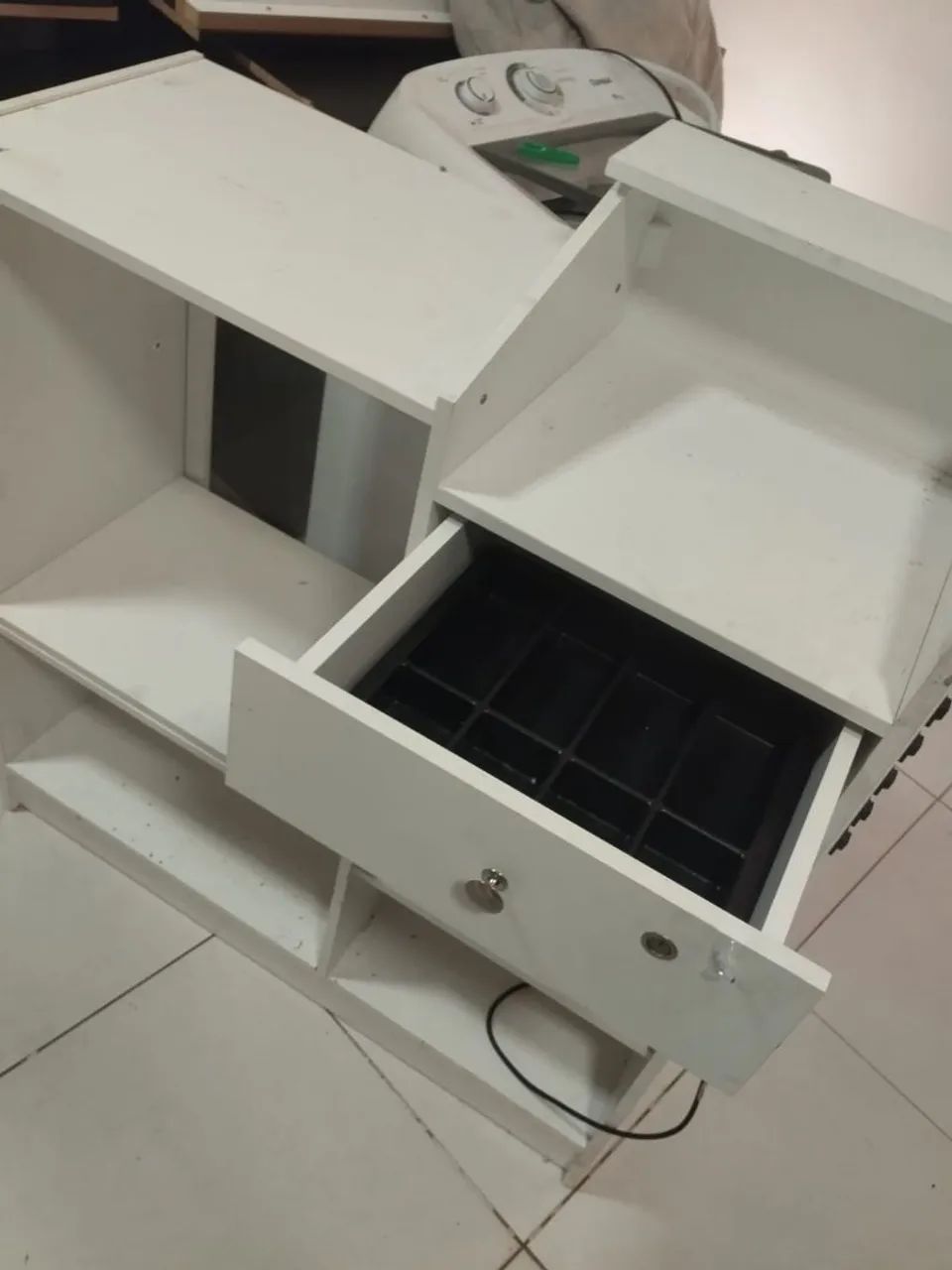 Mesa , caixa 