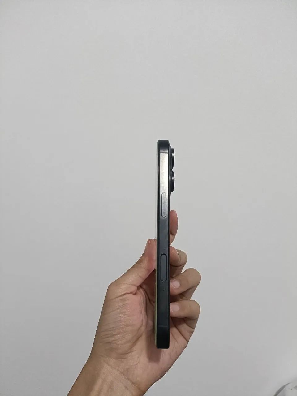 iPhone 16 Pro 128GB - Titânio preto - Foto 5