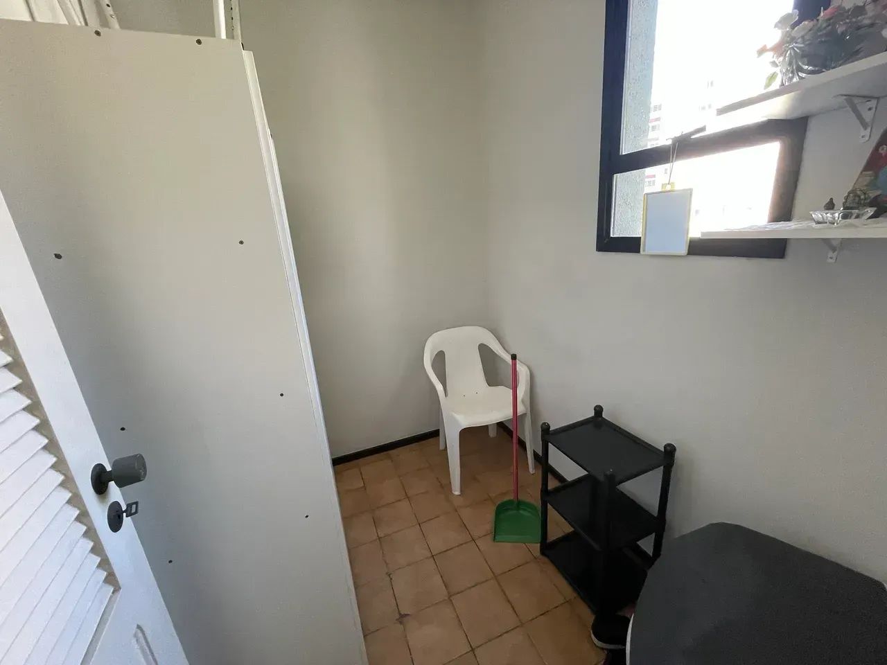 Excelente Preço! 3 qtos com varanda e 2 vagas. Rua sem saida e arborizada. Predio silencio - Foto 3