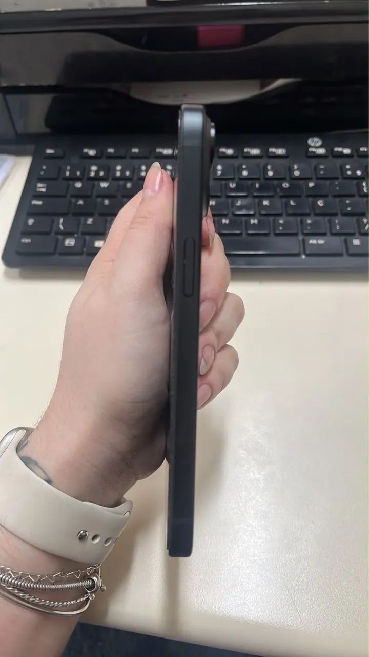 IPHONE 15 - Foto 5