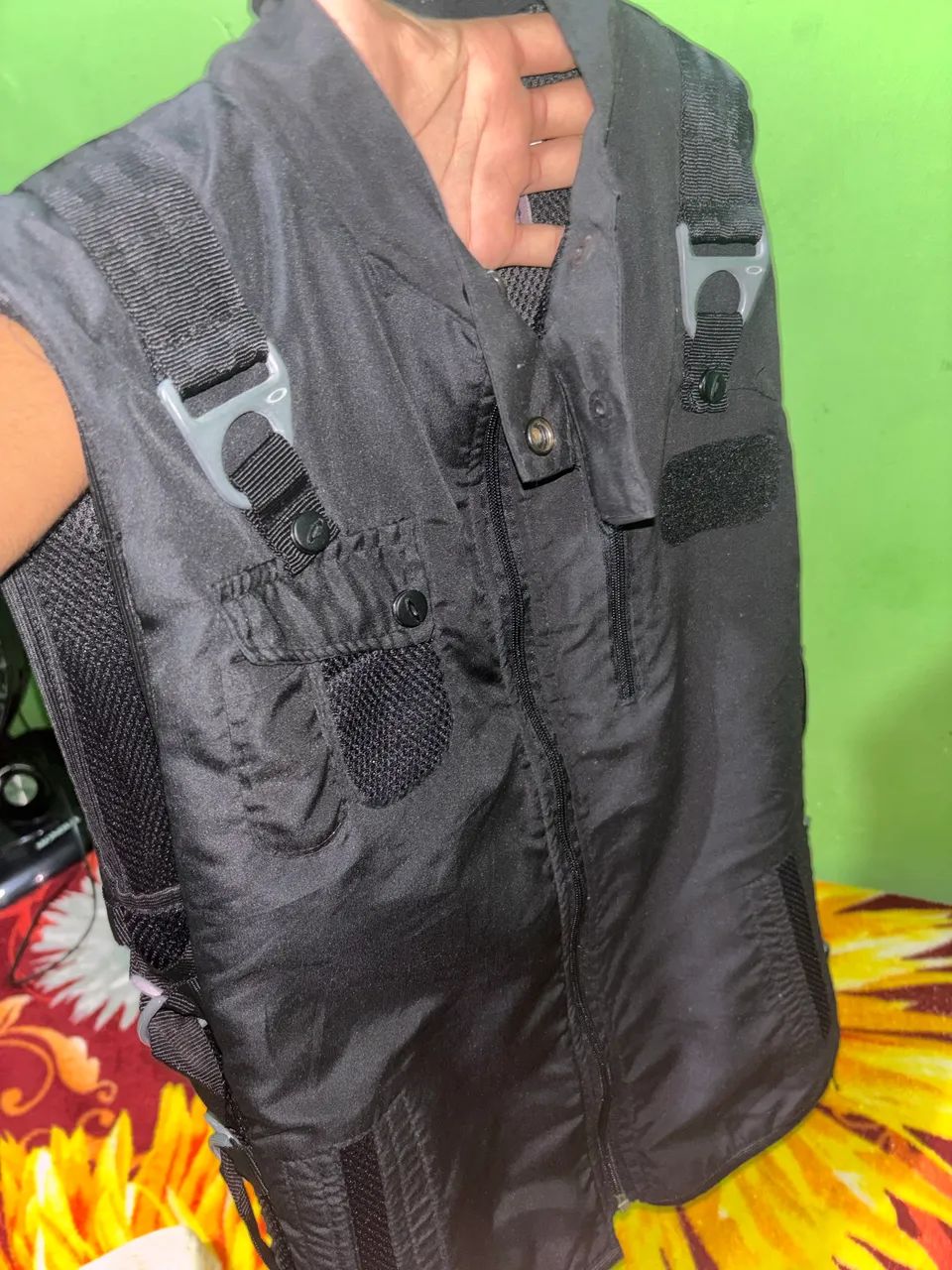 Colete Oakley AP Vest