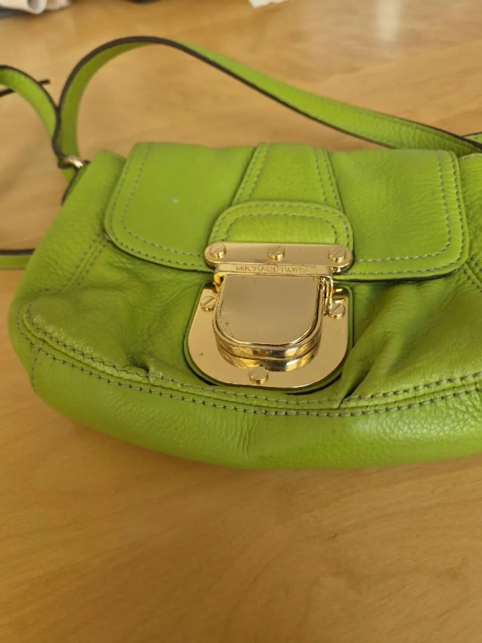 Bolsa Michael Kors Crossbody Verde em Couro