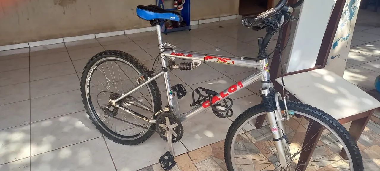 Vende se bicicleta caloi alumínio 