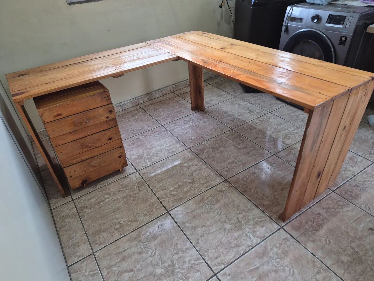 Mesa e gaveteiro - Foto 4